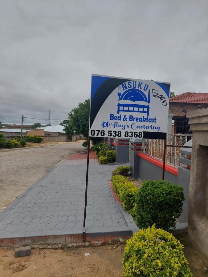 Nsuku Bed&Breakfast Thulamahashi Bagian luar foto